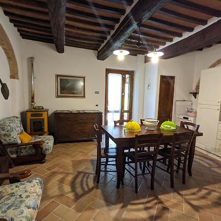 Agriturismo Biofattoria L'Upupa Montalcino Kültér fotó